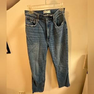 Abercrombie The Ankle Straight Ultra High Rise size 27 (curve love)